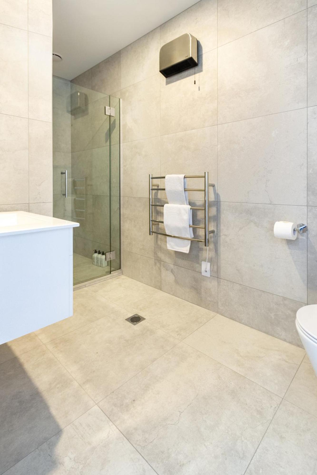 2 Bed, 2 Bath W Sofa Bed - Great Cafes Nearby Christchurch Exterior foto